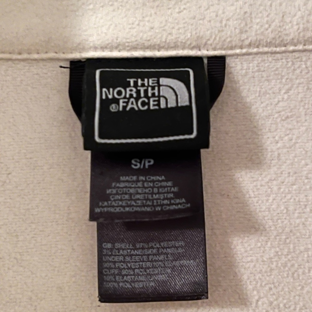 North Face White Lightweight Lined Shell Jacket. … - image 4